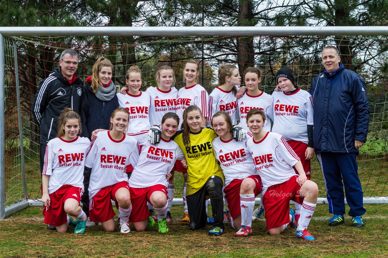 Bild 240 - B-Juniorinnen TuS Tensfeld - TSV Weddelbrook : Ergebnis: 3:1